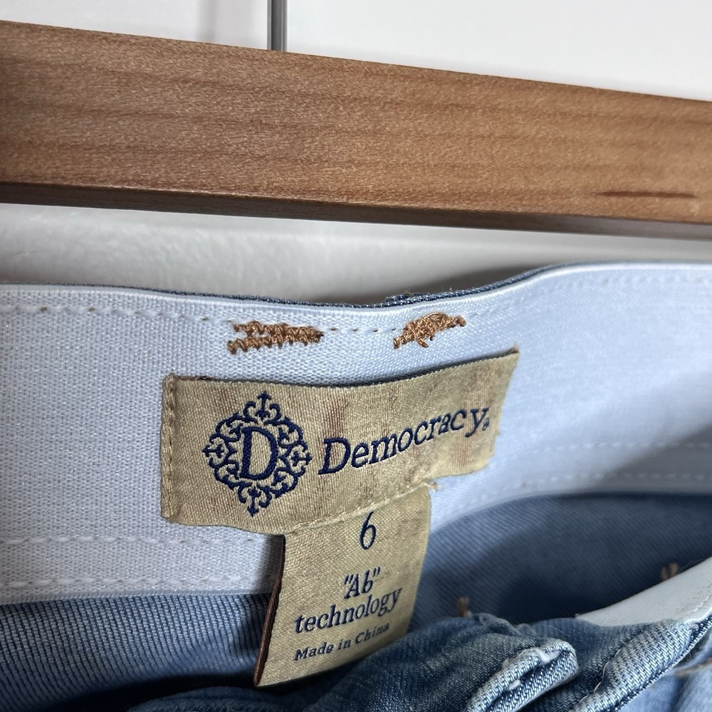 Democracy Ab Technology Straight Leg Jeans Womens Size 6 Mid Rise Slimming - Picture 3 of 7